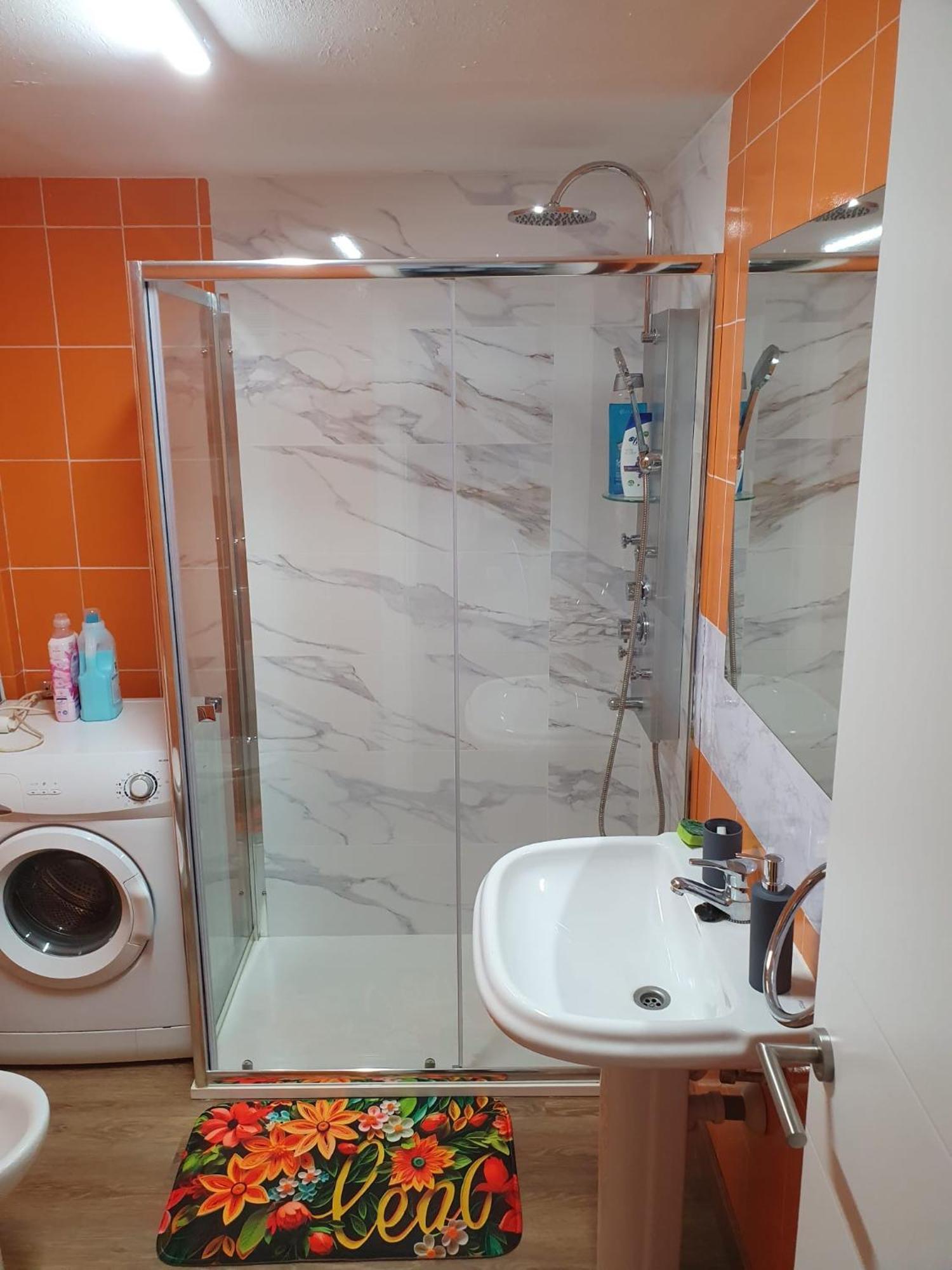 Vistas Monte Naranco Apartamento Con Parking 5Euros Al Dia Oviedo Esterno foto