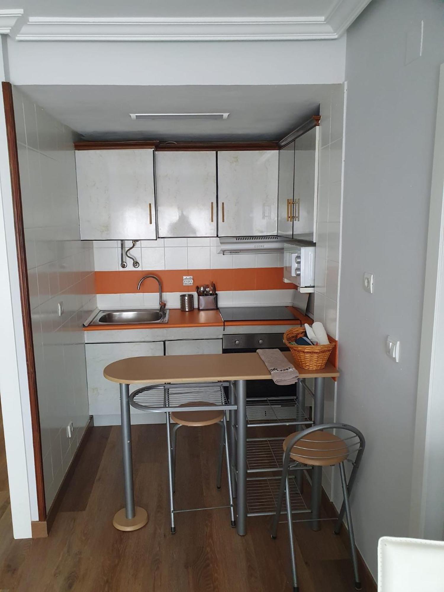 Vistas Monte Naranco Apartamento Con Parking 5Euros Al Dia Oviedo Esterno foto